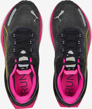 PUMA حذاء للركض 'XX Nitro' بلون أسود