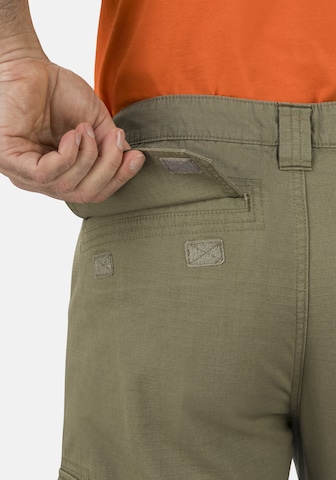 Coupe slim Pantalon fonctionnel Hero en vert