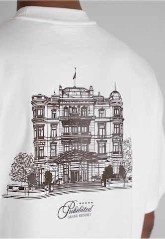 T-Shirt 'Grand Resort' Prohibited en blanc