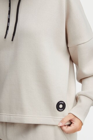 Oxmo Sweatshirt 'Sanni' in Beige