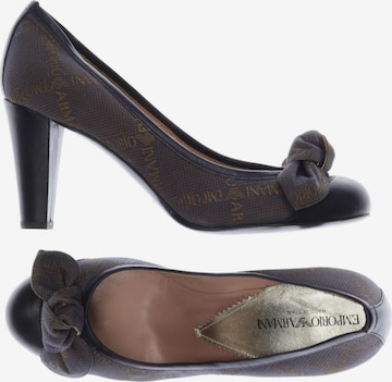 Emporio Armani Pumps 36 in Braun: Vorderseite