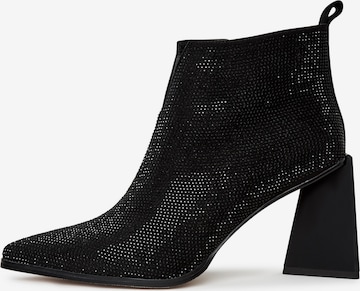 CESARE GASPARI Ankle Boots in Schwarz: predná strana