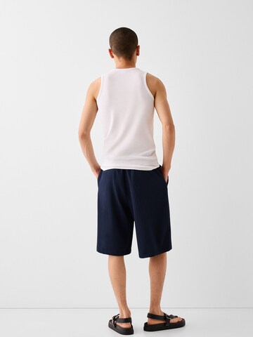 regular Pantaloni di Bershka in blu