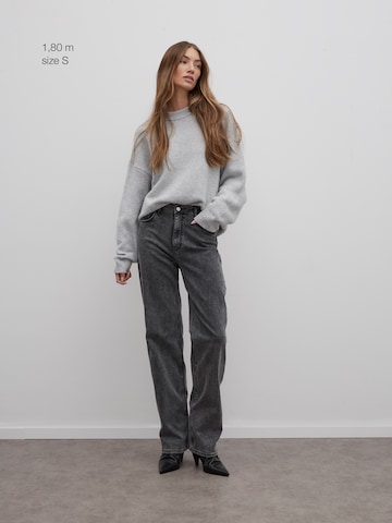RÆRE by Lorena Rae Sweater in Grey