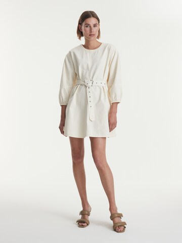 Robe 'Cate' EDITED en beige