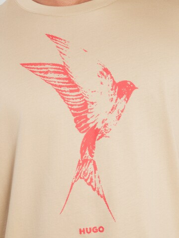 HUGO Tričko 'Duhorse' – béžová