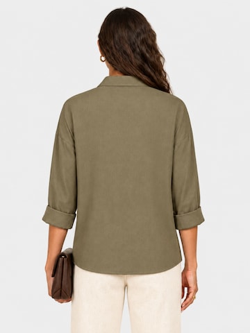 Chemisier 'Ness' WEARABLE STORIES en vert