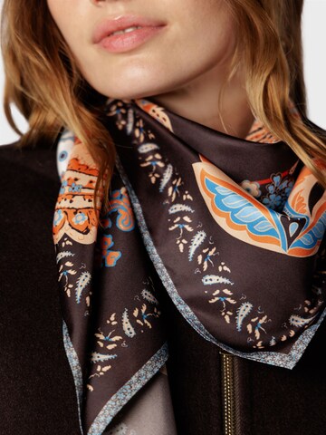 NAULOVER Scarf ' ' i brun: framsida
