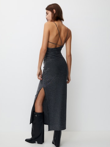 Pull&Bear Společenské šaty – šedá