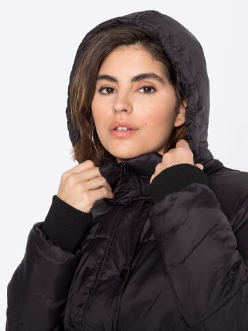 SISTERS POINT Between-Season Jacket 'DUSTY' in Black