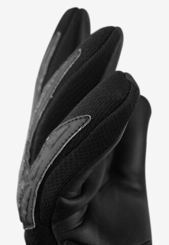 REUSCH Torwarthandschuh 'Attrakt Infinity NC' in Schwarz