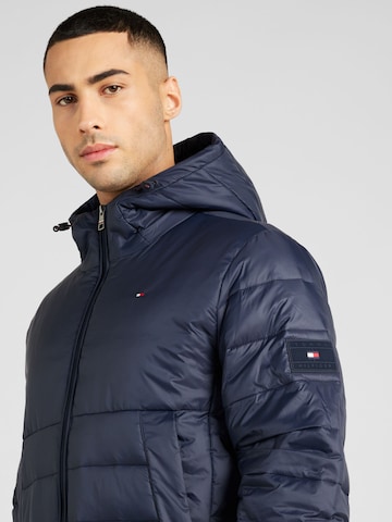 TOMMY HILFIGER Vinterjakke i blå