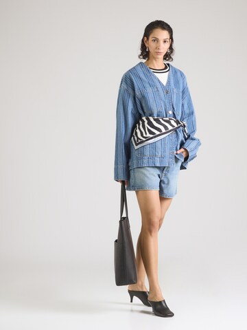 & Other Stories Loosefit Shorts in Blau