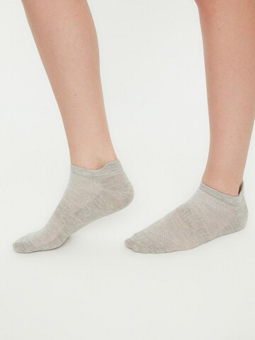 Trendyol Socken in Grau