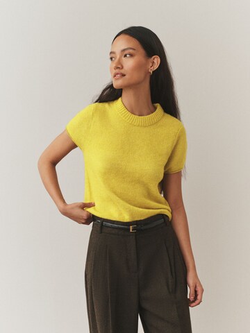 Pull-over Next en jaune : devant