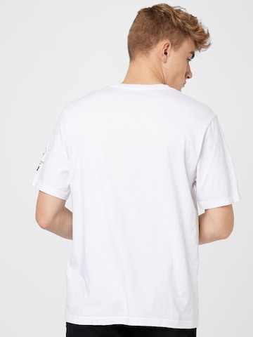 T-Shirt 'Relaxed Fit Tee' LEVI'S ® en blanc