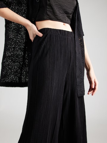 Wide Leg Pantalon 'PLISA' VILA en noir