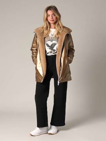 Veste d’hiver 'ISSINA' Deeluxe en or