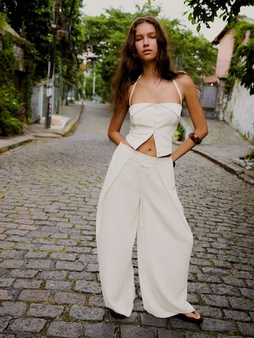 Bershka Wide leg Trousers in White
