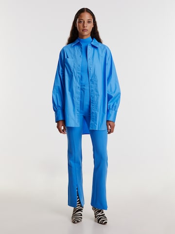 EDITED Blouse 'GIANNI' in Blauw