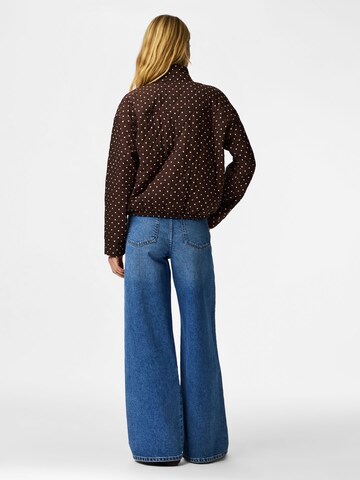 PIECES Between-season jacket 'PCFamilla' in Brown