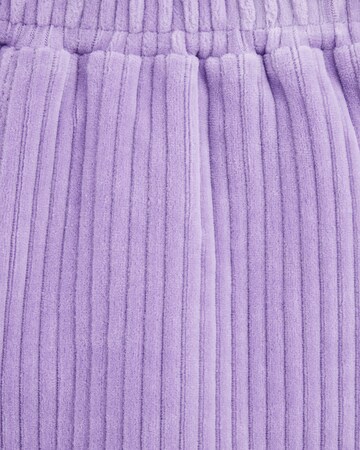 WE Fashion Regular Trousers in Purple
