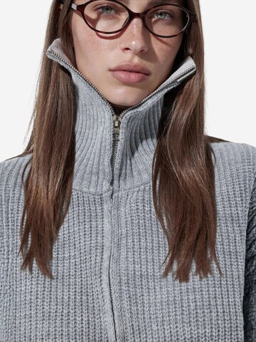 Viorna Strickjacke 'Strickjacken'‌‌ in Grau