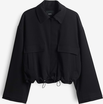 Someday Välikausitakki 'Nousa' värissä musta: etupuoli