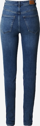 Vero Moda Tall Slimfit Jeans 'SANDRA' i blå