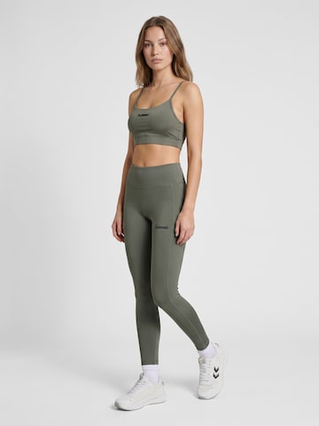Hummel Skinny Sports trousers in Green