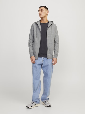 JACK & JONES - Sudadera con cremallera en gris