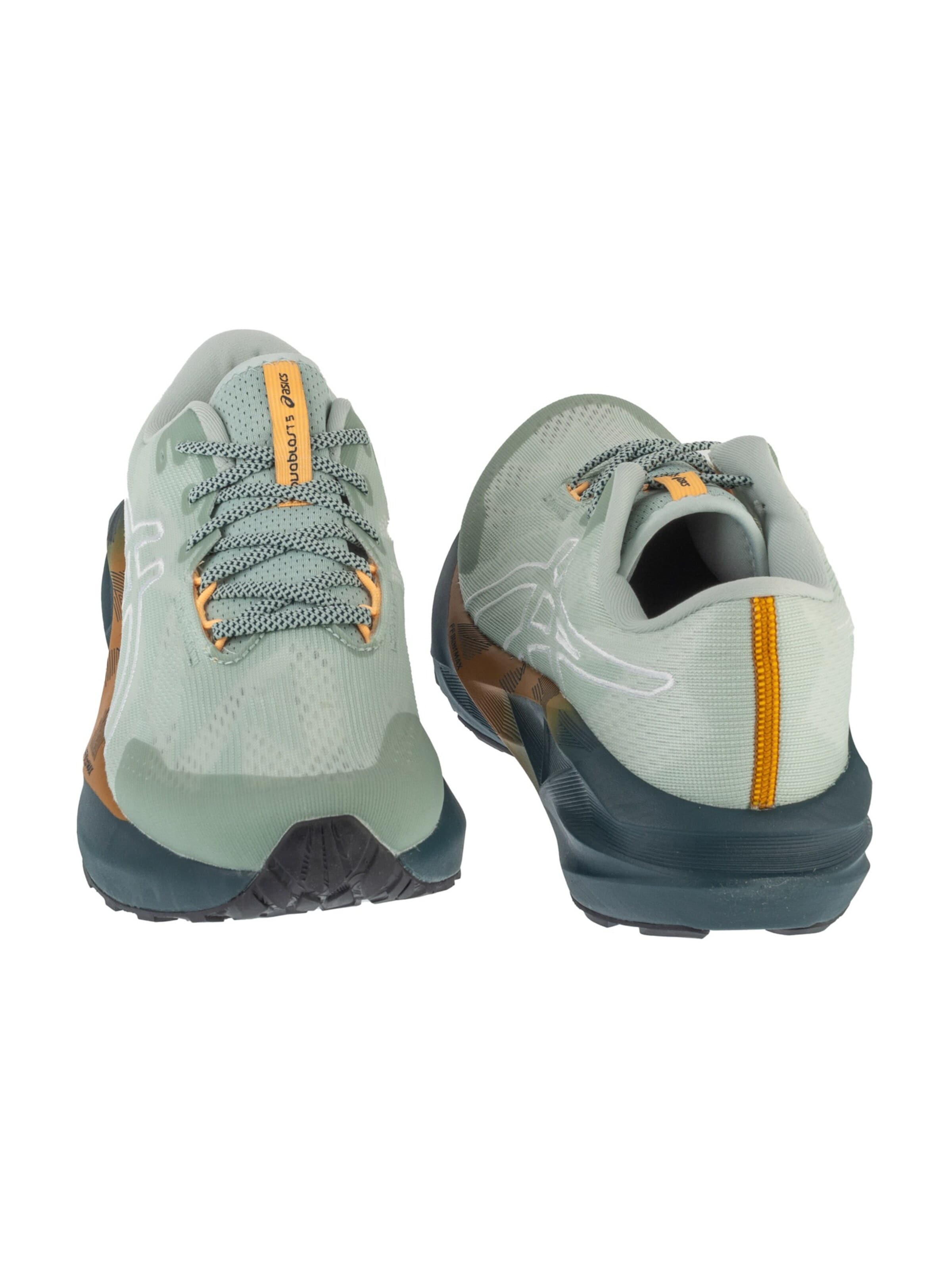 ASICS Loopschoen 'Novablast 5 TR' in Groen