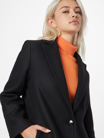 Sisley Between-Seasons Coat in Black