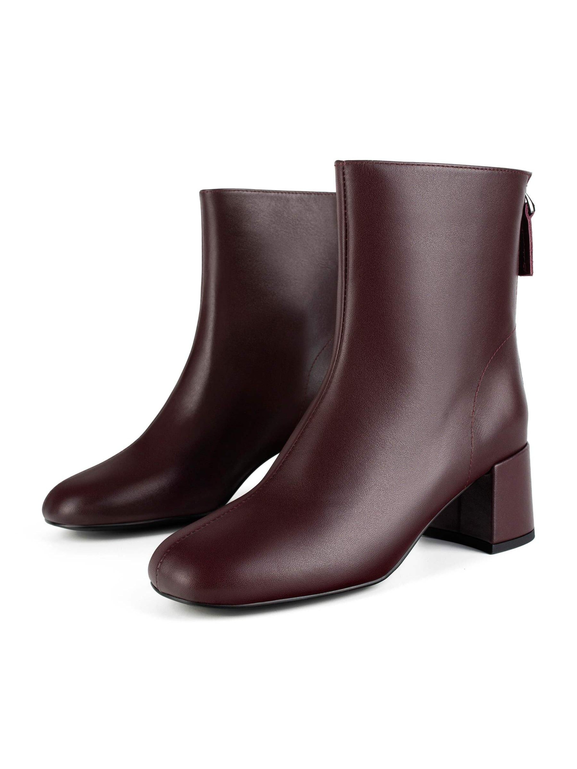 L37 HANDMADE SHOES - Botas pelo tornozelo 'A LONELY PLACE TO BE' em vermelho: frente