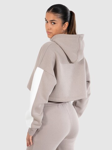 Smilodox Sweatshirt 'Amaya ' in Bruin