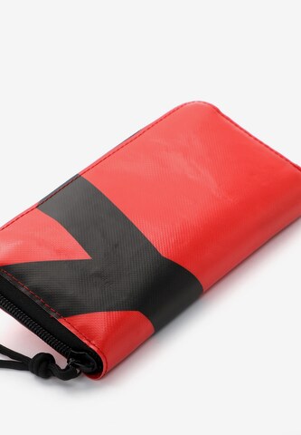 Suri Frey Wallet 'Jessey-Plane' in Red