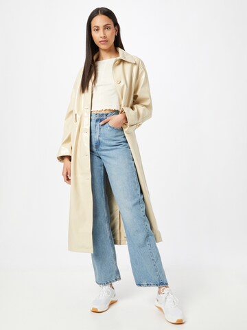 BDG Urban Outfitters Tričko 'CAMILLA' - Béžová