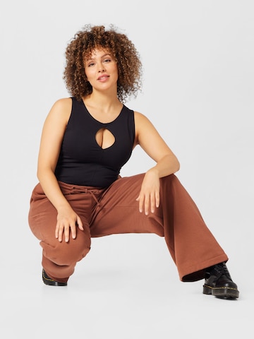 Vero Moda Curve Wide leg Trousers in Brown