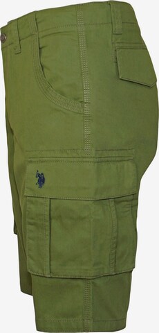 Regular Pantalon cargo U.S. POLO ASSN. en vert