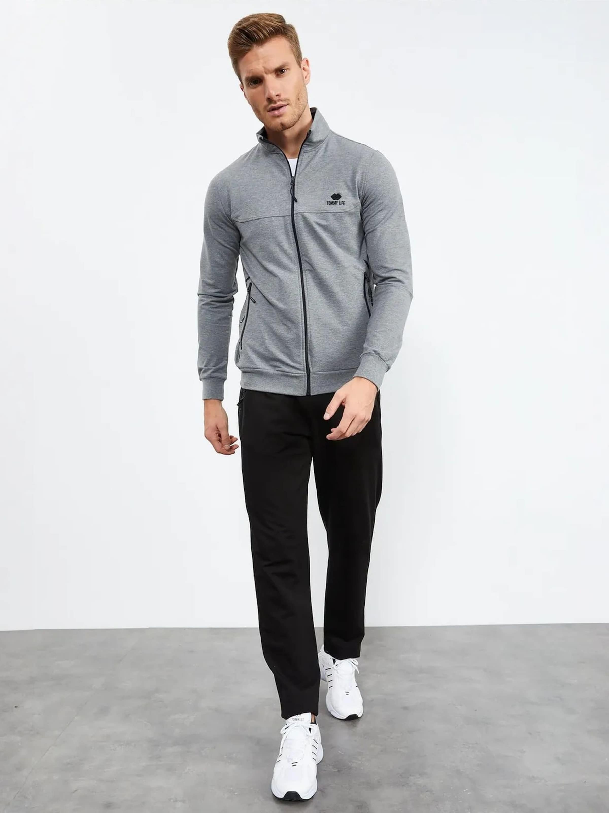 Tuta da jogging di Tommy Life in grigio