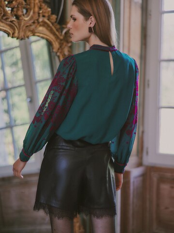 Chemisier love & roses en vert