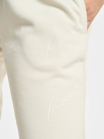 Effilé Pantalon 'Miami' ROCAWEAR en blanc