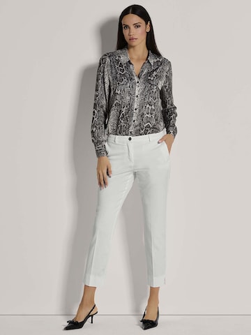 MADELEINE Tapered Hose in Weiß