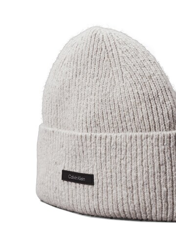 Bonnet Calvin Klein en gris