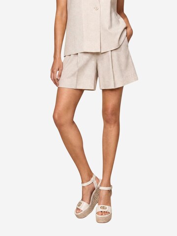 Tailleur 'Shorts Viscosa Lino Pieghe 25009' di I AM in beige