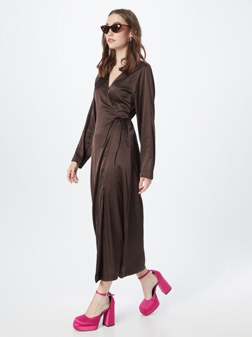 Monki Dress in Brown