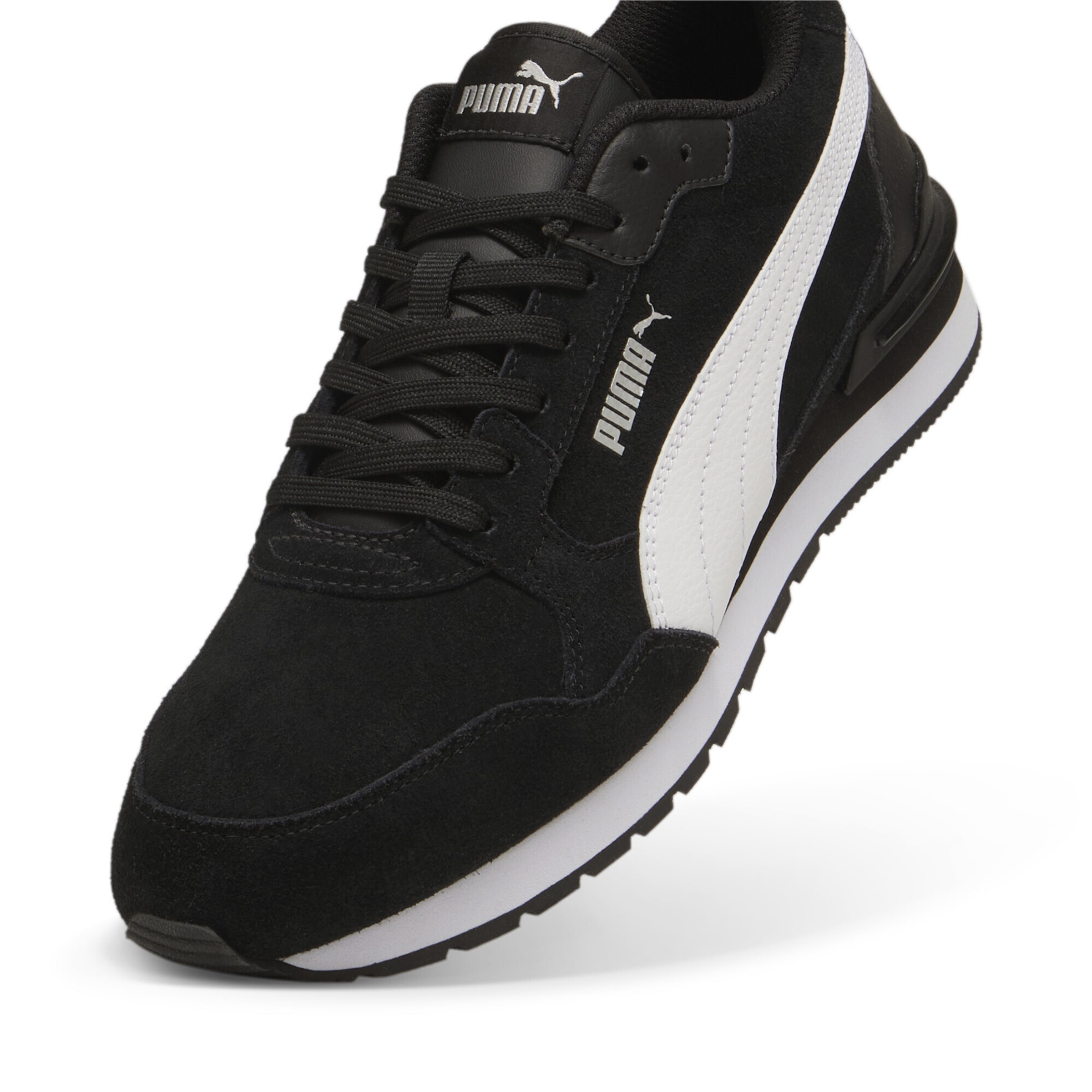 PUMA Platform trainers 'ST Runner v4' in Black