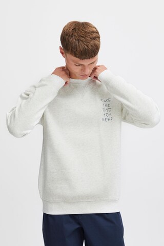 !Solid Sweatshirt 'Halvard' in Grey