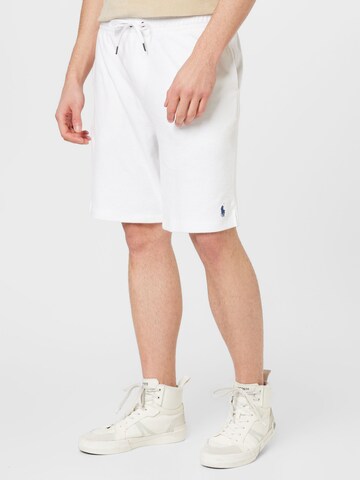 Polo Ralph Lauren Regular Trousers in White: front