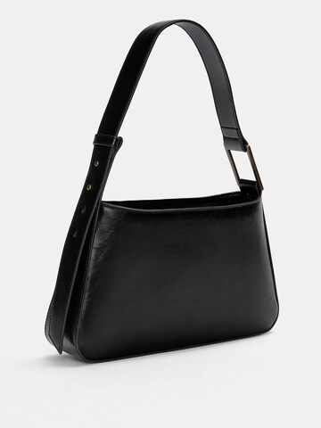 Pull&Bear Schultertasche in Schwarz